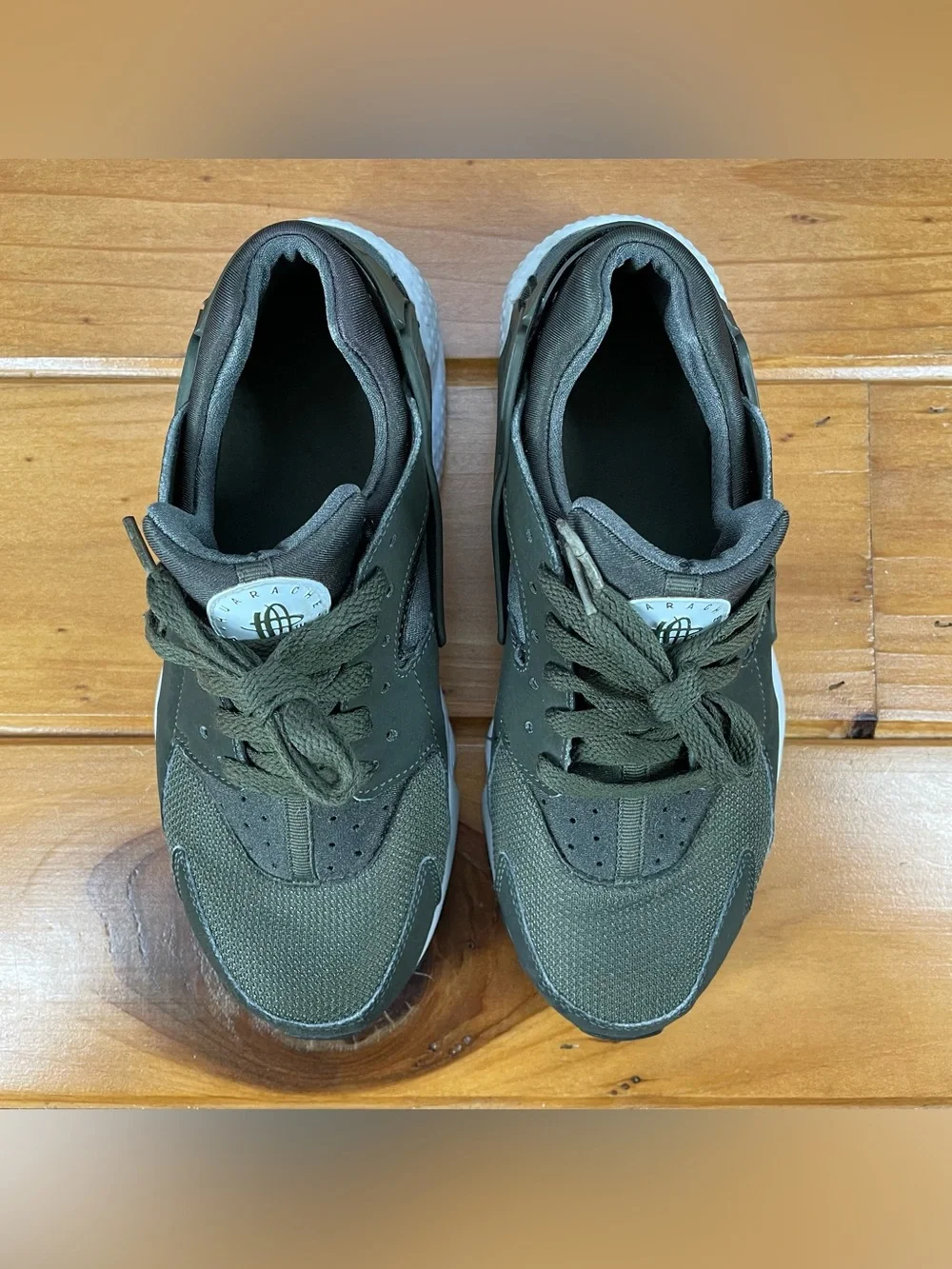 Nike Air Huarache Run Cargo Khaki Green 654275-301 Kids 6.5Y / Womens ~7 to 7.5